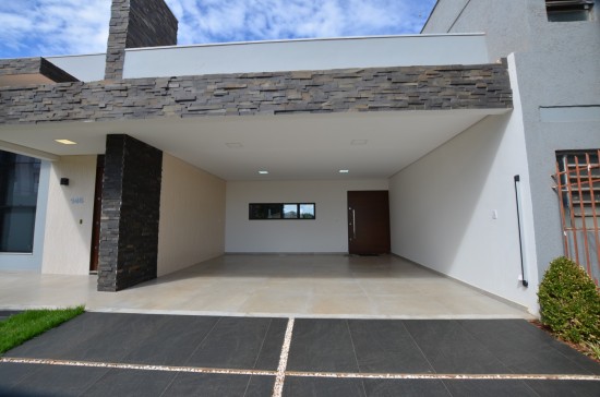 GARAGEM PARA 02 CARROS