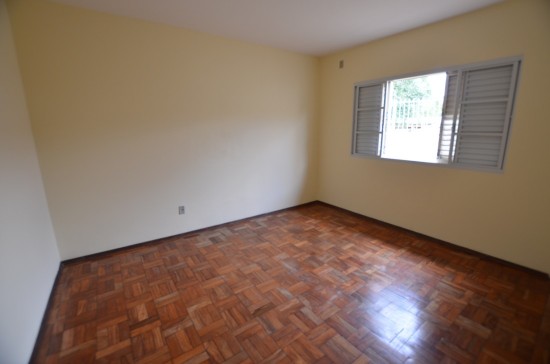 QUARTO FRENTE